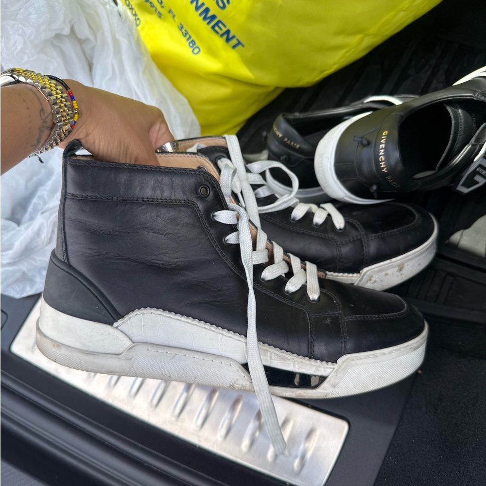 LV Men's Black and White Sneakers